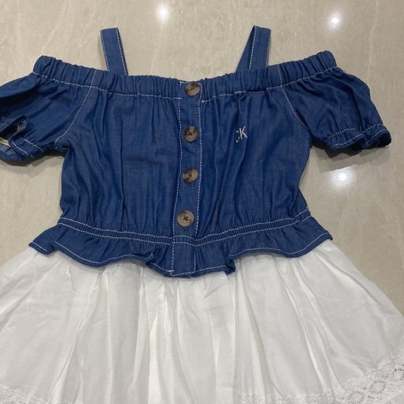 Calvin Klein Jeans Girl White Blue Chambray Off Shoulder Dress Size 4 - Picture 2 of 7